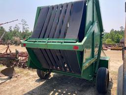 John Deere 510 Baler