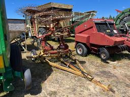 8 Wheel Hay Rake On Caddy