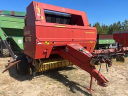 New Holland 678 Round Baler