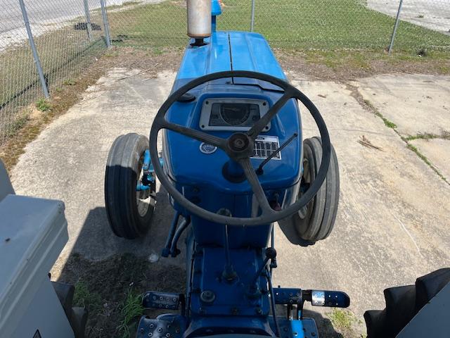 Ford 6600 Tractor 2WD w/ Canopy