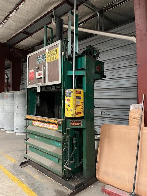 Load King 4830 Cardboard Vertical Baler