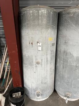 (1) Galvanized Large Bladder Tank