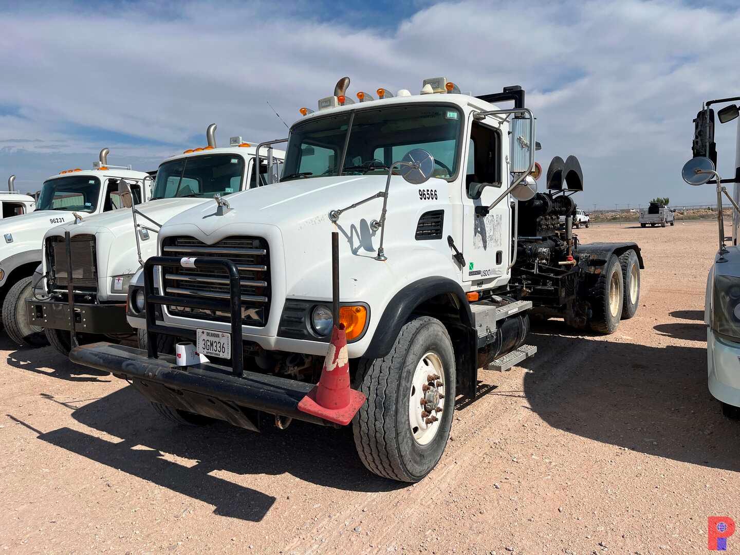 2006 MACK CV713 T/A DAYCAB KILL TRUCK ODOMETER READS 167473 MILES, METER RE