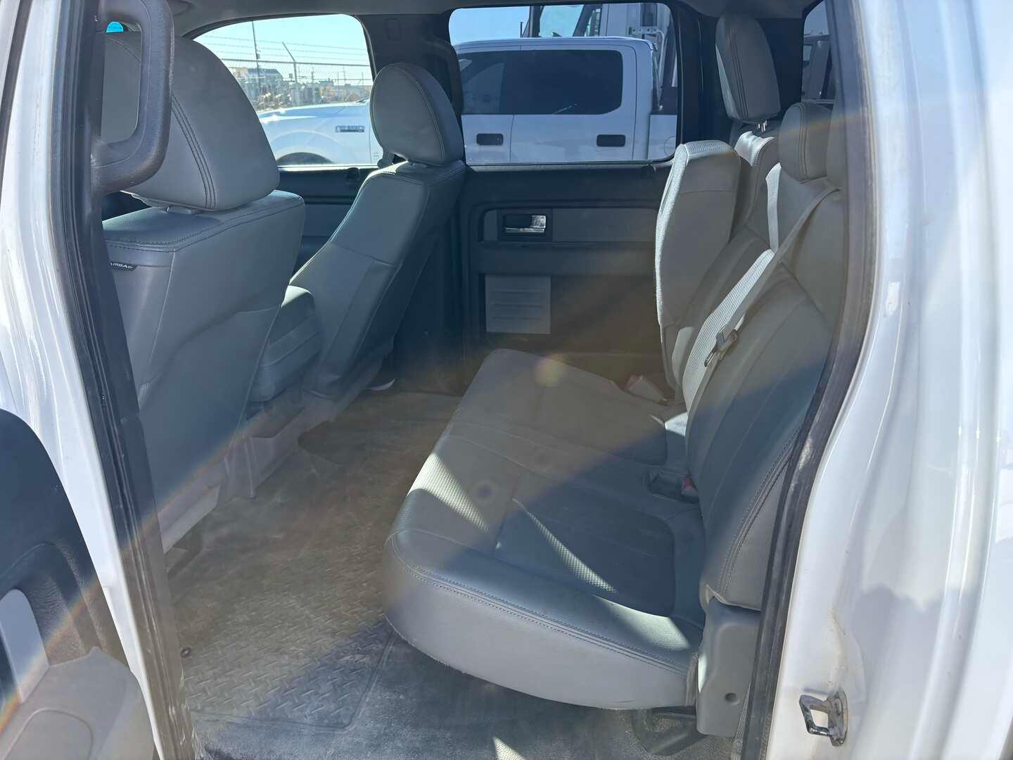 2014 FORD  F-150 CREW CAB PICKUP TRUCK