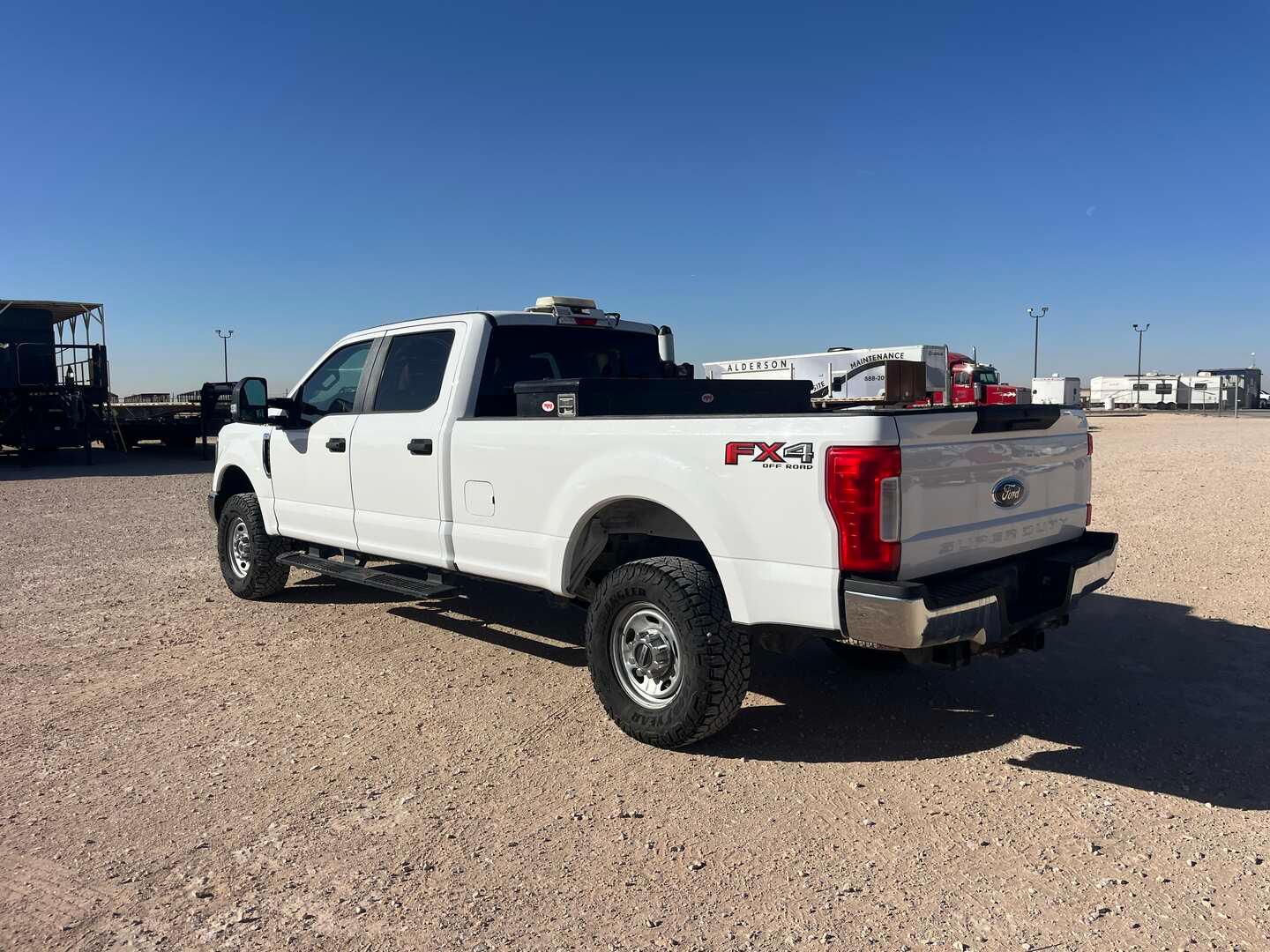 2019 FORD F250 SUPER DUTY CREW CAB PICKUP 4X4