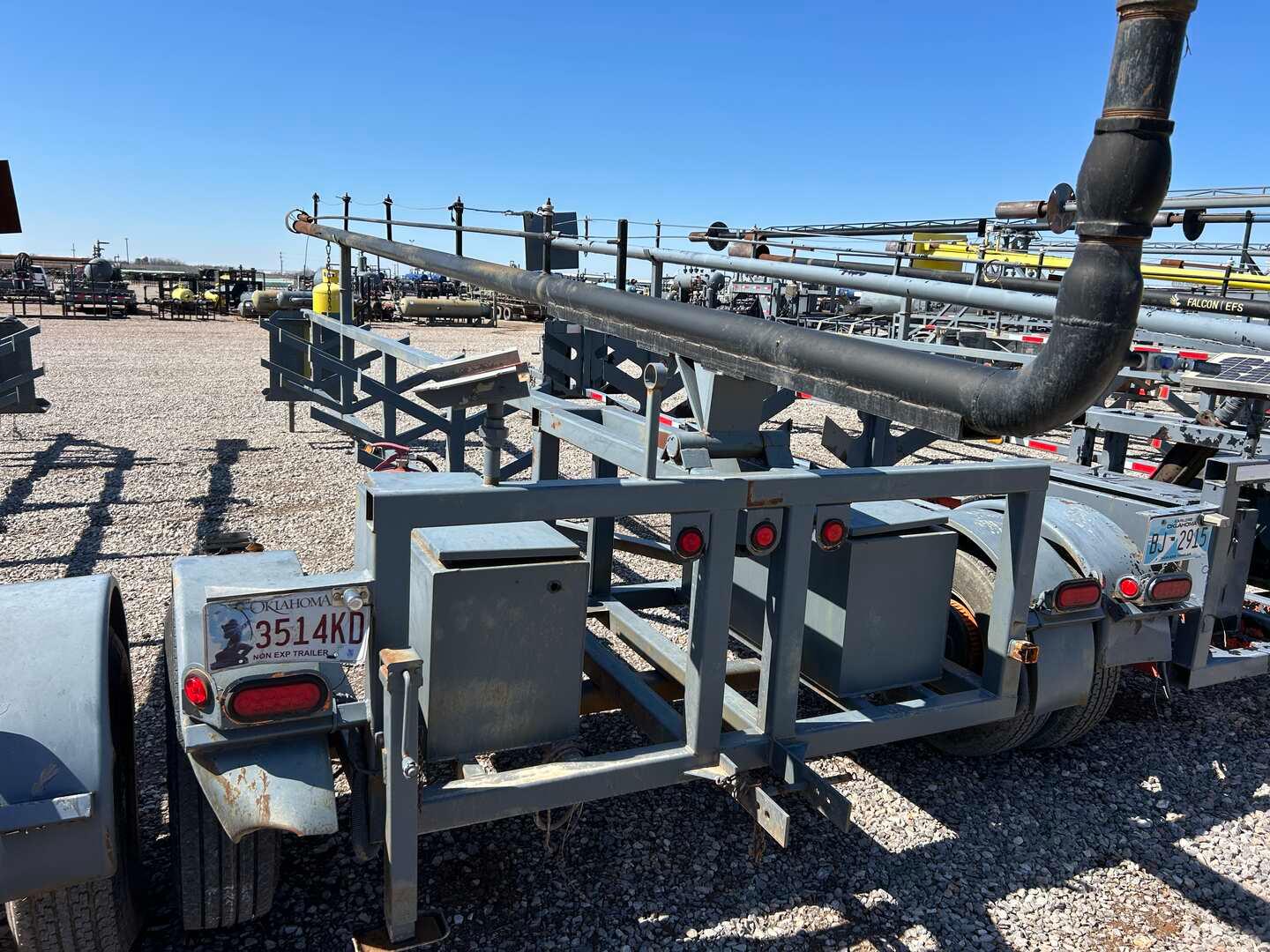 4" X 30' FLARE STACK MTD ON 25' S/A BUMPER PULL TRAILER