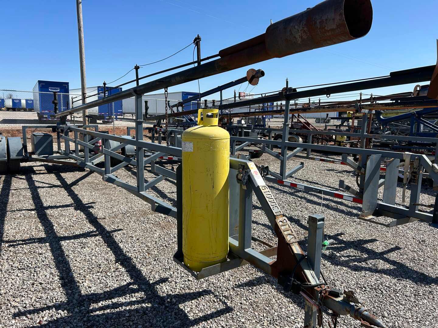 4" X 30' FLARE STACK MTD ON 25' S/A BUMPER PULL TRAILER