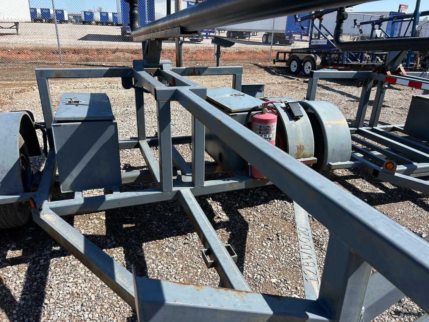4" X 30' FLARE STACK MTD ON 25' S/A BUMPER PULL TRAILER