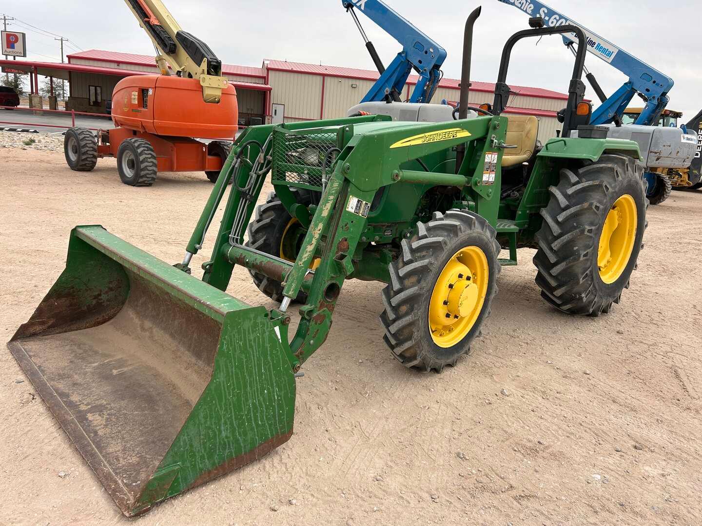 2014 JOHN DEERE 5065E 4X4 TRACTOR W/ LOADER