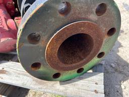 (4) PALLETS (1) W/ BALON 600 SERIES NACE 4 X 4" BALL VALVE, WECO FLANGE ADAPTERS, (1) W/ 4" FIG 206