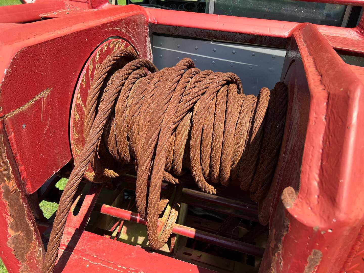 PETERBILT T/A WINCH TRUCK (INOP)