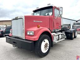 2011 WESTERN STAR 4900 FA T/A VACUUM TRUCK TRACTOR
