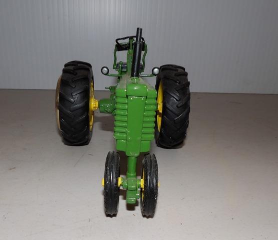 JD B Clock Danberry Mint Damaged Steering Wheel