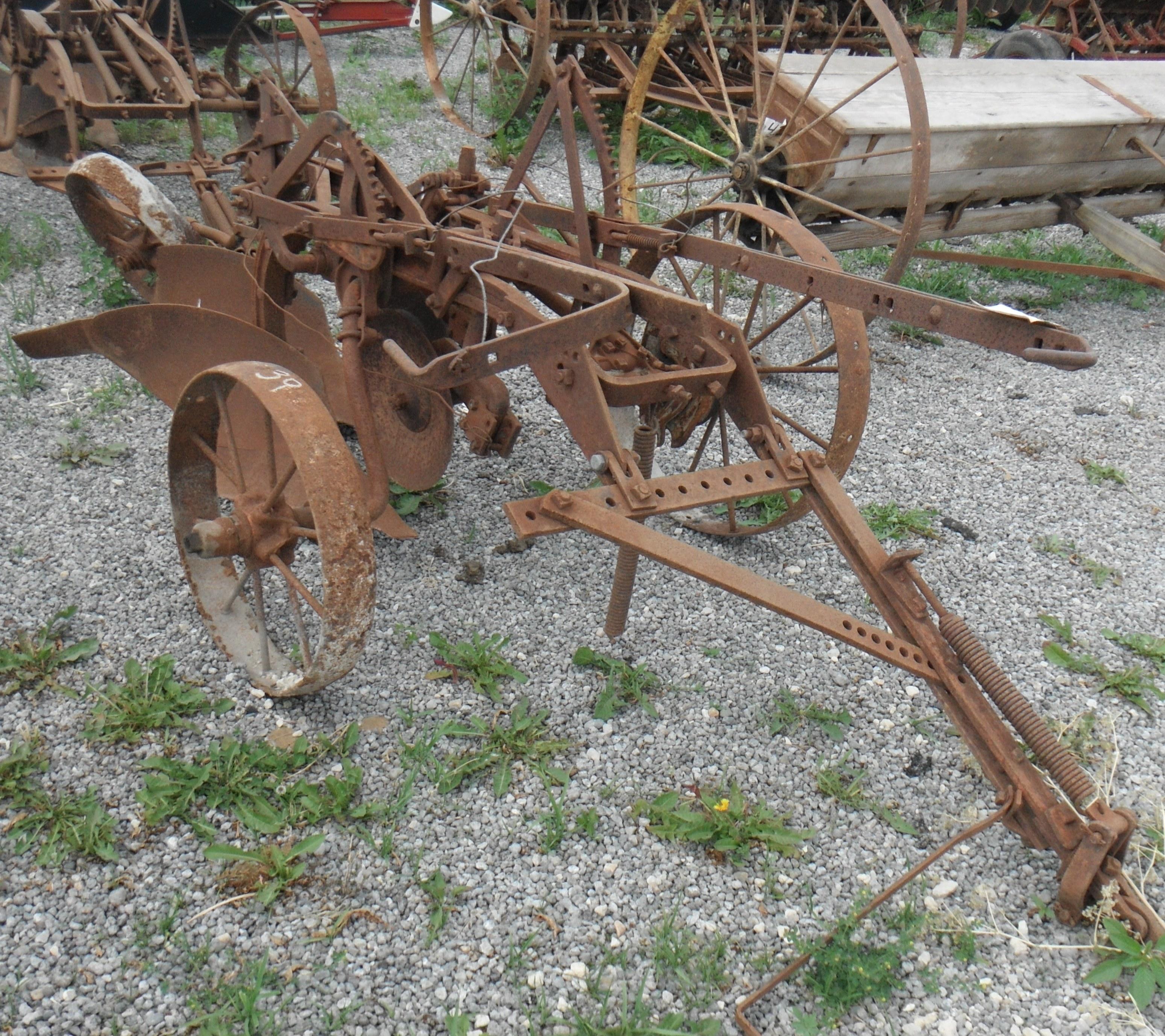 IH 2x Pull Plow on Steel