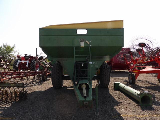 Brent 410 Grain Train Auger Cart
