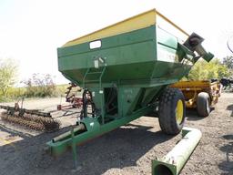 Brent 410 Grain Train Auger Cart