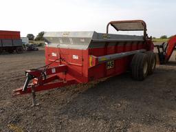 H&S 430 Manure Spreader