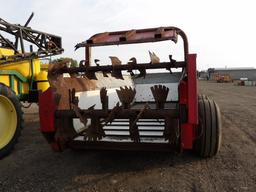 H&S 430 Manure Spreader