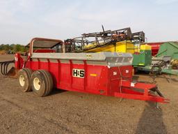 H&S 430 Manure Spreader