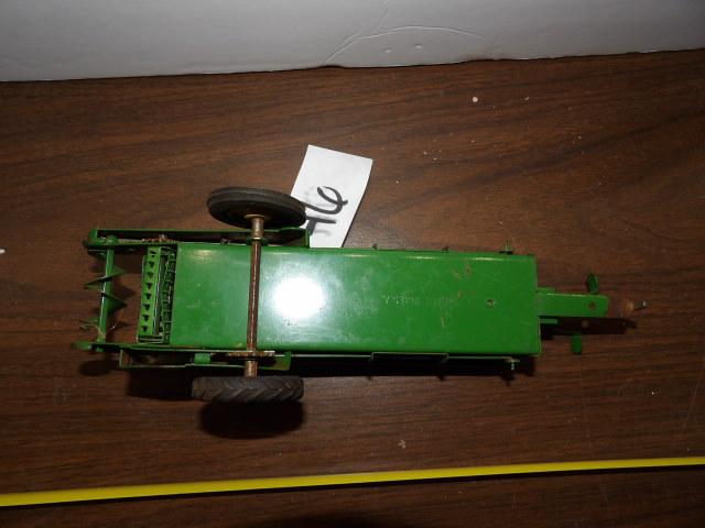 JD Manure Spreader