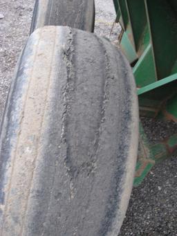 JD 650 Grain Cart