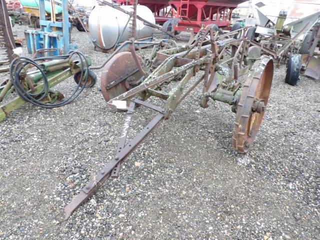 JD D-754 1x Deep Plow