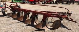 IH 514 5x Plow