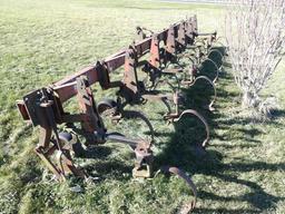 IH 153 6 Row Cultivator