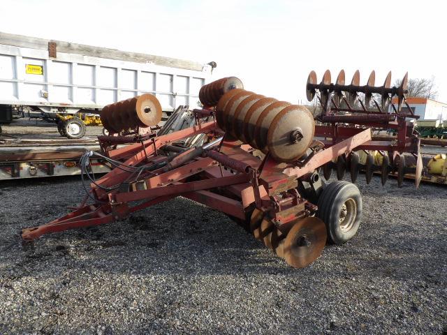 IH 480 18' Disc