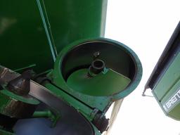 Brent 880 Auger Cart