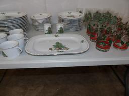 Holiday Hostes China w/Storage Cases