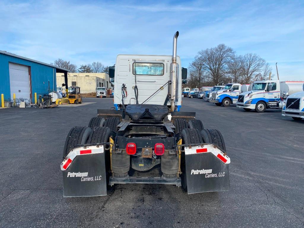2006 VOLVO VNL TRUCK (VIN: 4V4NC9GH66N447008)