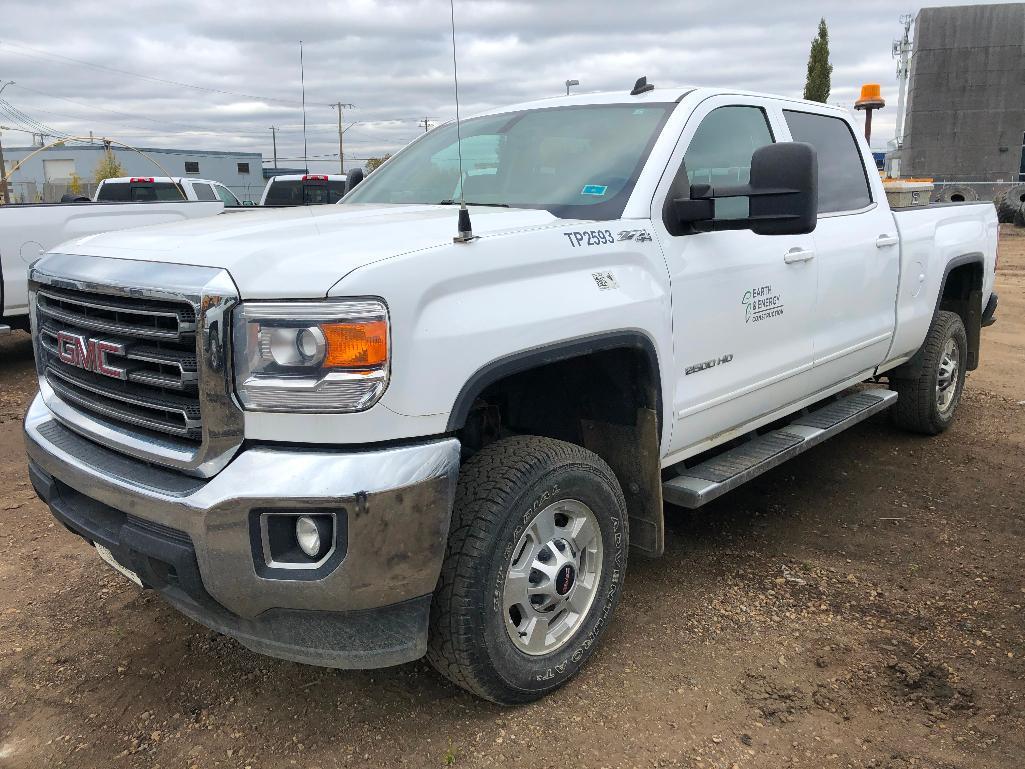 2015 GMC Sierra SLE 2500HD Crew Cab Pickup Truck