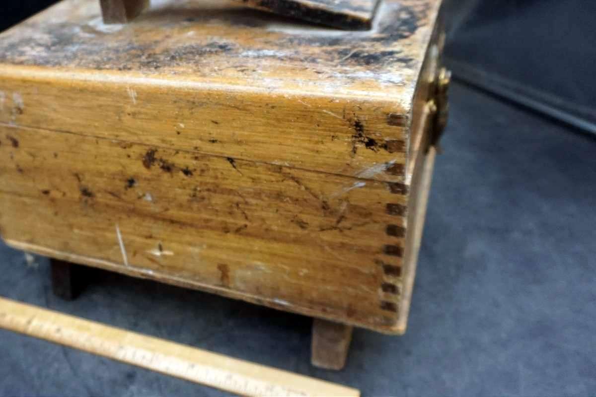 SHoe Shine Box w/ Political Buttons & Pins