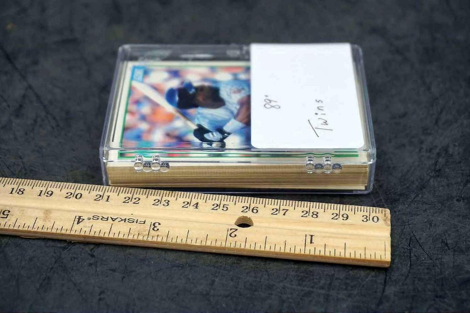 89' Twins Cards
