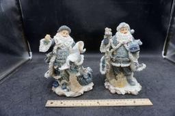 2 Santa Claus Figurines
