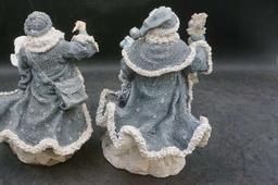 2 Santa Claus Figurines