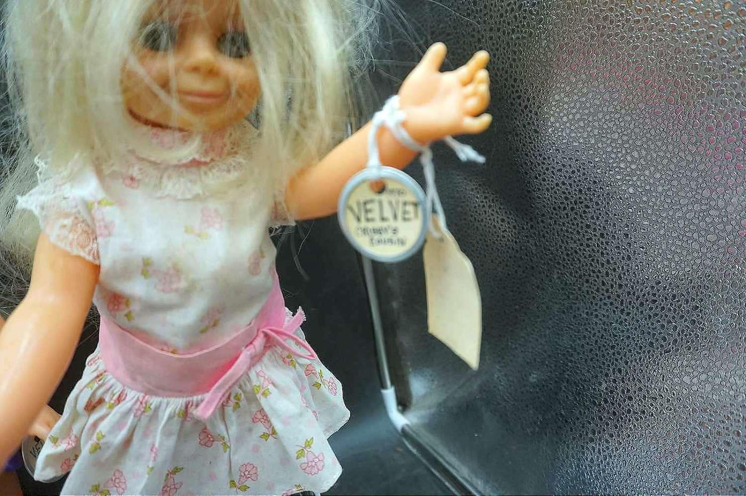 Dolls (4) "Velvet"