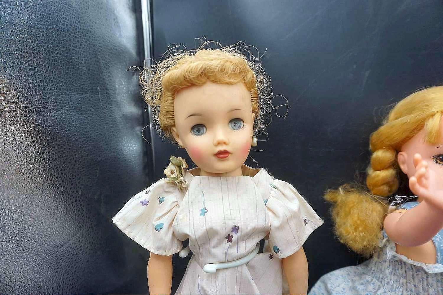 Dolls (4) "Velvet"