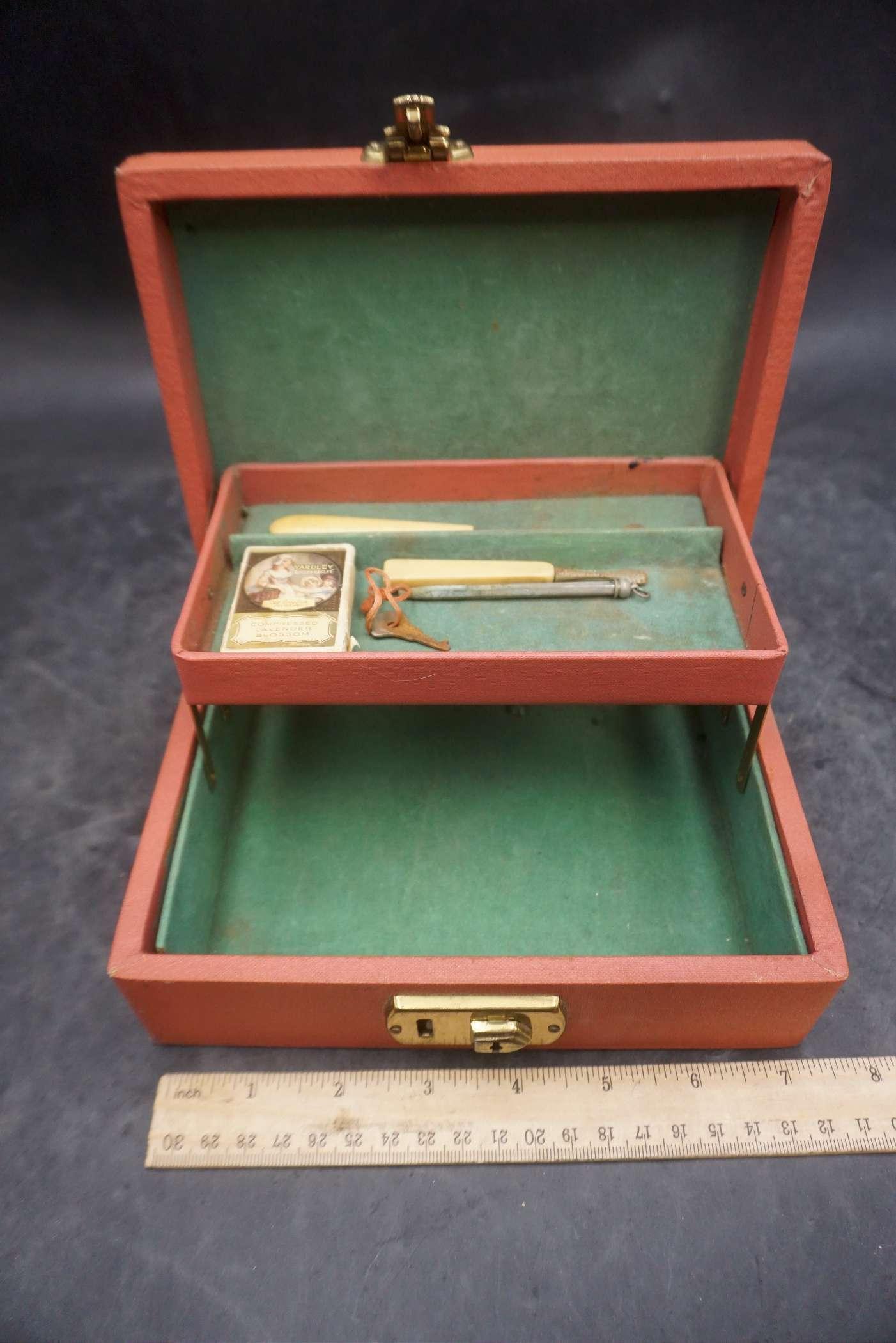 Lockable Jewelry Box w/ a few Tools