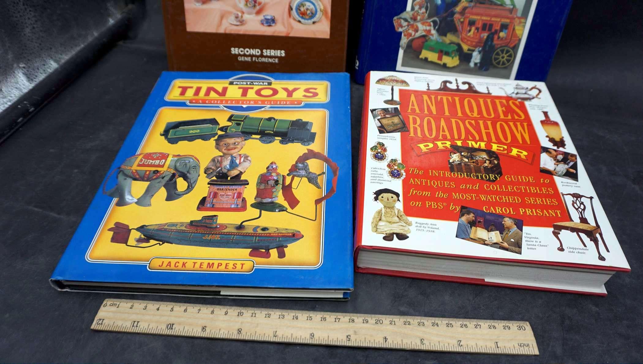 4 Books - Occupied Japan, Modern Toys, Tin Toys & Antiques Roadshow