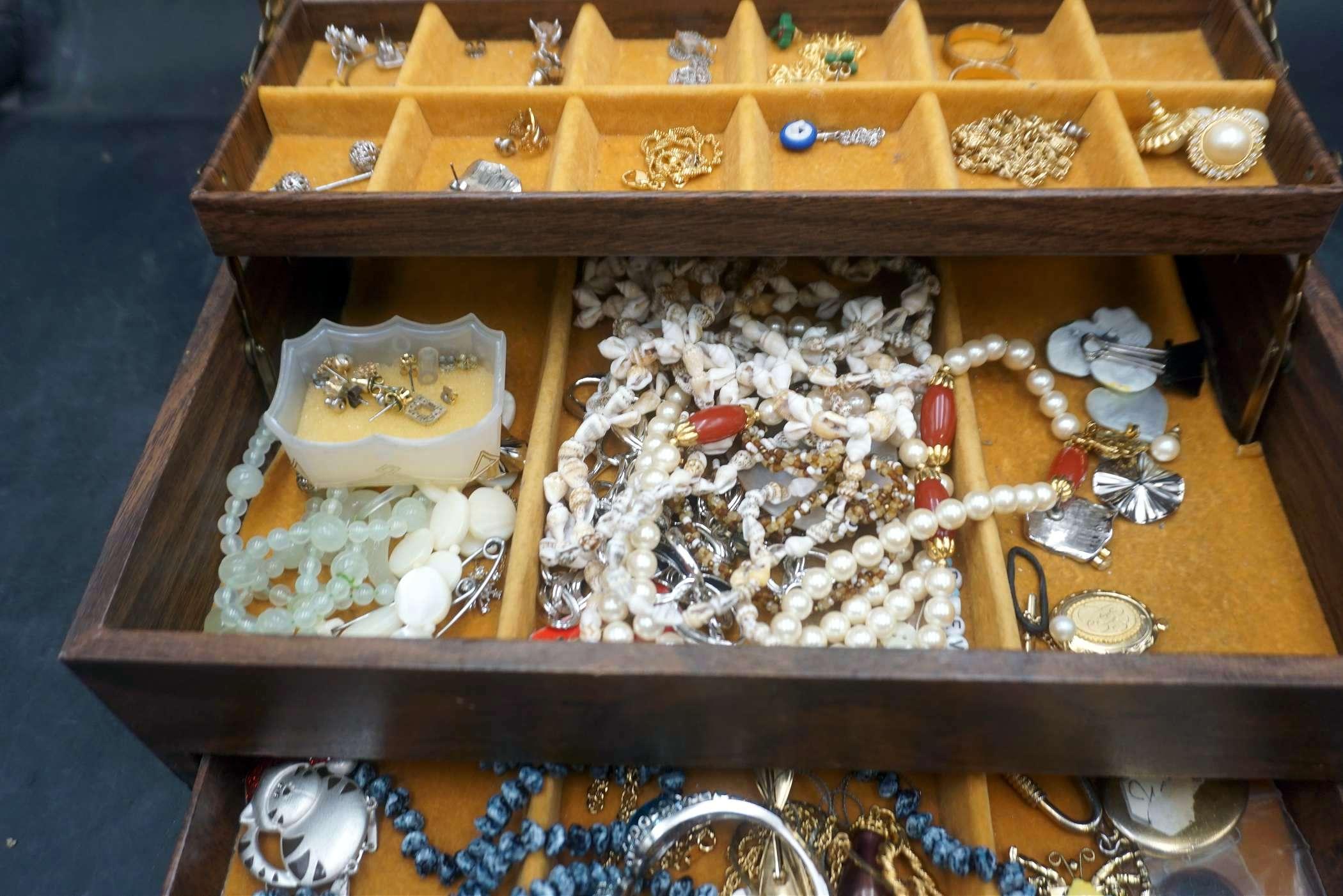 Jewelry Box W/ Jewelry