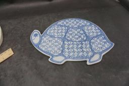 Flower & Chicken Wall Decor, Countertop Turtle