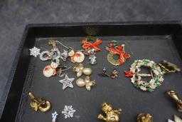Christmas Pins & Earrings