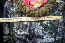Women'S Mossy Oak Camo Coat (Small Or Large?)