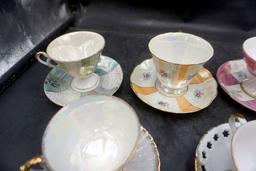 Cups & Saucers