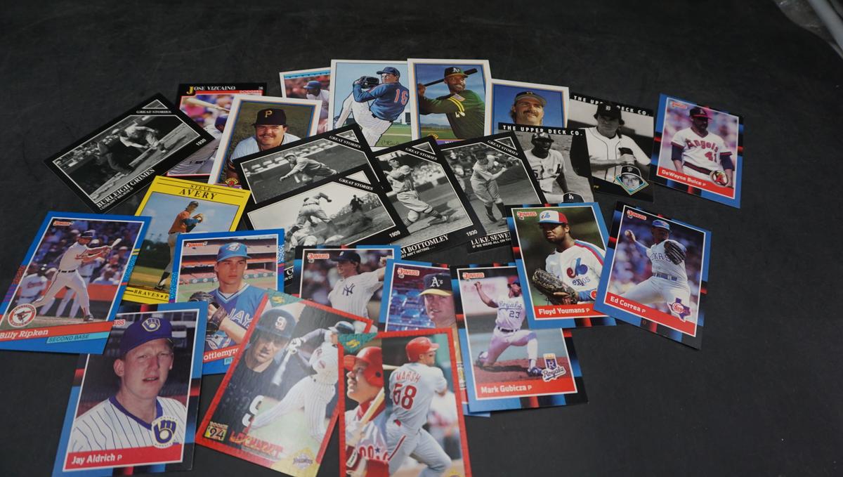 25 - Baseball Cards