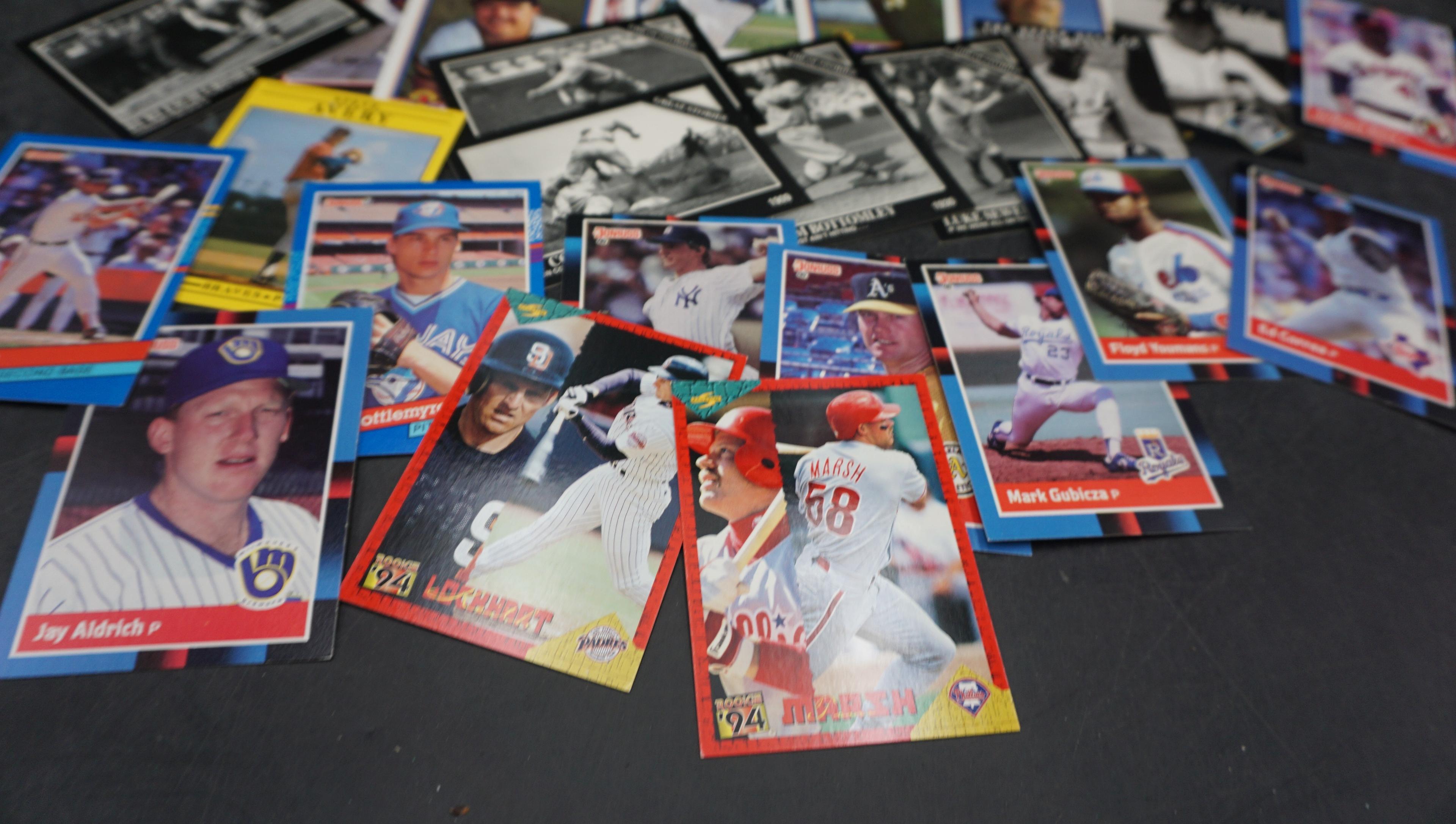 25 - Baseball Cards