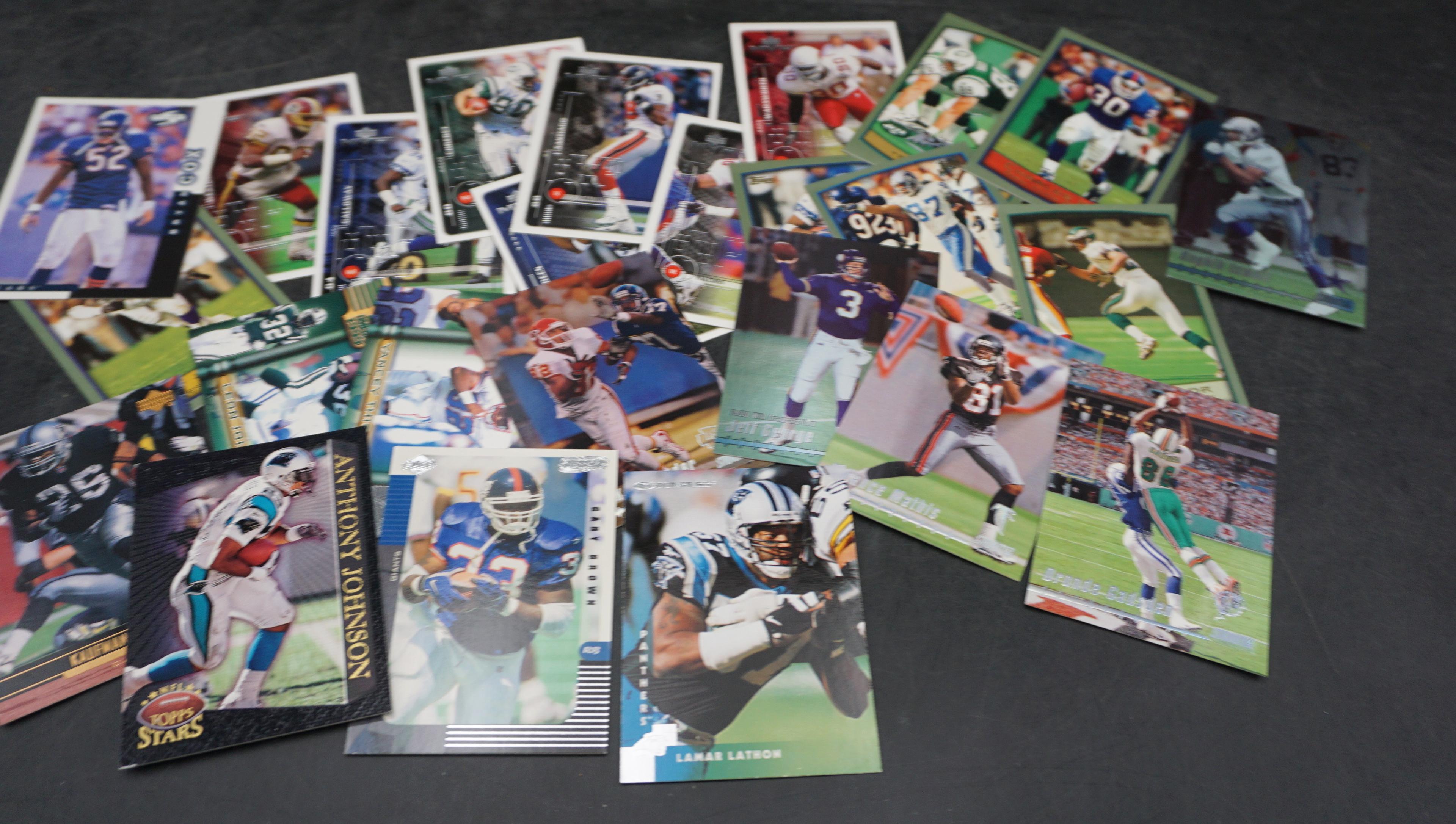 25 - Football Cards