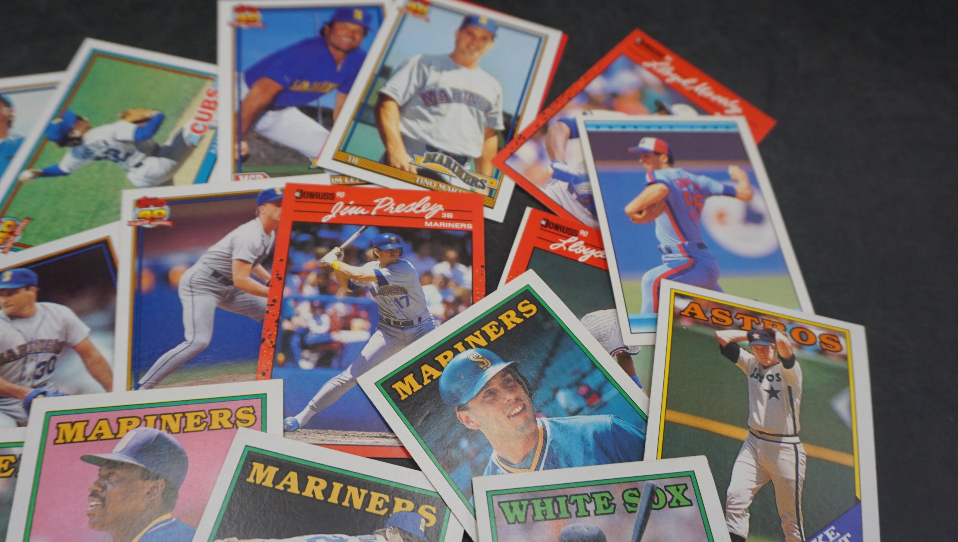 25 - Baseball Cards